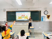 雅周镇英语教研组开展专题研讨活动